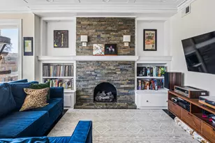 2176 W Giddings St, Chicago, IL 60625 - Photo 4