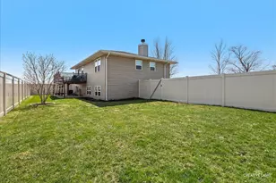 1075 S Illinois St, Coal City, IL 60416 - Photo 22