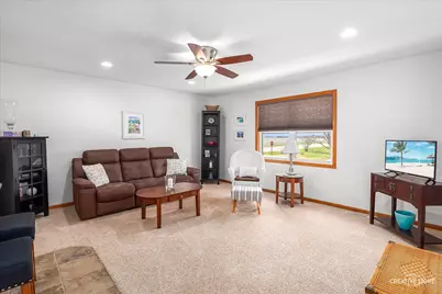 1075 S Illinois Street, Coal City, IL 60416 - Photo 4