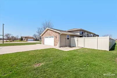 1075 S Illinois Street, Coal City, IL 60416 - Photo 26