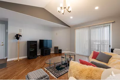 1705 Pavilion Way #503, Park Ridge, IL 60068 - Photo 4