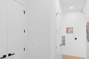 504 N Leavitt St, Chicago, IL 60612 - Photo 2