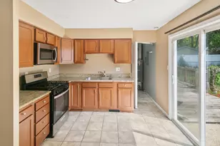 164 Galewood Dr, Bolingbrook, IL 60440 - Photo 4