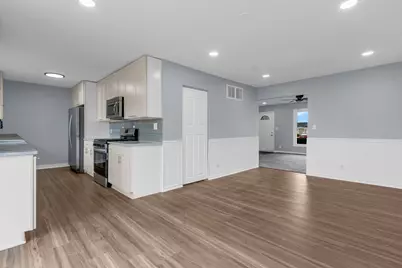 1295 Foxcroft Drive, Aurora, IL 60506 - Photo 10