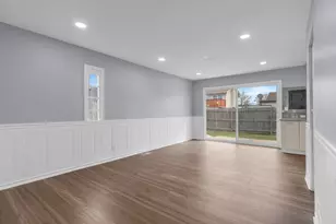 1295 Foxcroft Dr, Aurora, IL 60506 - Photo 8