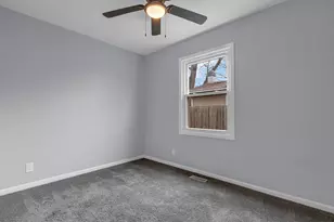 1295 Foxcroft Dr, Aurora, IL 60506 - Photo 22