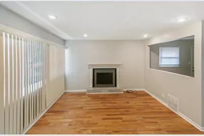 12138 S Elizabeth Street, Chicago, IL 60643 - Photo 2