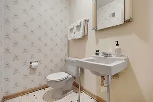 2701 Lee St, Melrose Park, IL 60164 - Photo 14