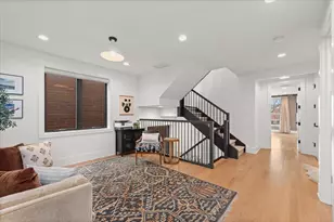 825 W Buckingham Pl, Chicago, IL 60657 - Photo 10