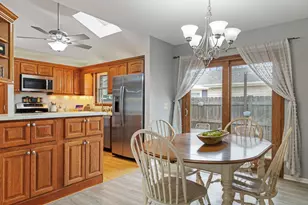 1N264 Darling St, Carol Stream, IL 60188 - Photo 10