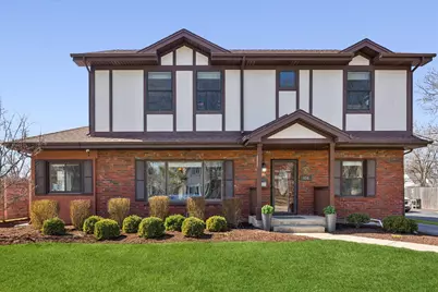 454 S Yale Avenue, Villa Park, IL 60181 - Photo 1