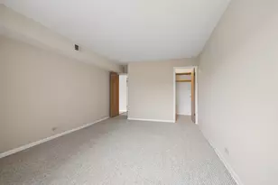 9840 S Pulaski Rd, Oak Lawn, IL 60453 - Photo 12