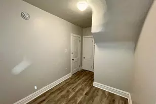 4045 S Richmond St, Chicago, IL 60632 - Photo 6