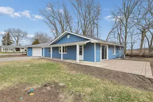 1624 Chicago St, Dixon, IL 61021 - Photo 4