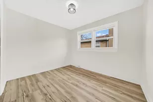 15056 Wabash Ave, South Holland, IL 60473 - Photo 12