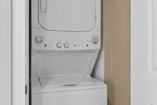 6020 Oakwood Dr, Lisle, IL 60532 - Photo 12