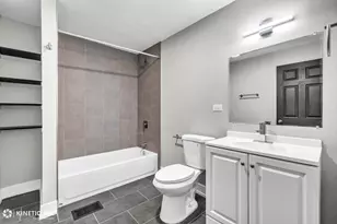 338 Indianwood Dr, Park Forest, IL 60466 - Photo 20