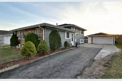 1506 Liberty Drive, Glendale Heights, IL 60139 - Photo 2