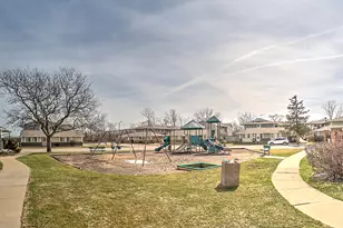 6028 Kit Carson Dr, Hanover Park, IL 60133 - Photo 20