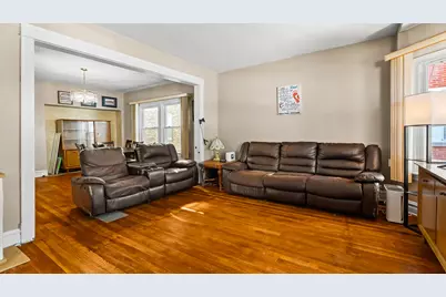 4541 N Harding Avenue, Chicago, IL 60625 - Photo 2