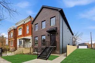 2832 W Wilcox St, Chicago, IL 60612 - Photo 2
