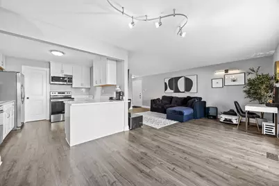 2153 Lancaster Circle #102B, Naperville, IL 60565 - Photo 6