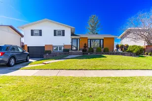 15414 Las Flores Ln, Oak Forest, IL 60452 - Photo 4