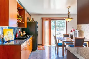 15414 Las Flores Ln, Oak Forest, IL 60452 - Photo 10