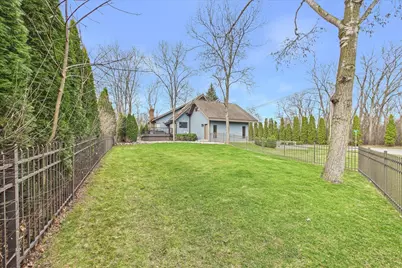 131 W Everett Road, Lake Forest, IL 60045 - Photo 42