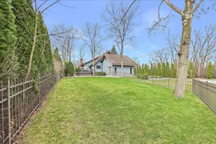 131 W Everett Rd, Lake Forest, IL 60045 - Photo 42