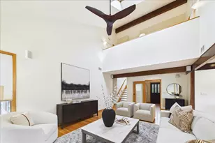 131 W Everett Rd, Lake Forest, IL 60045 - Photo 2