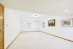 131 W Everett Rd, Lake Forest, IL 60045 - Photo 34