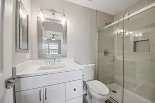 1410 Essex St, Algonquin, IL 60102 - Photo 10