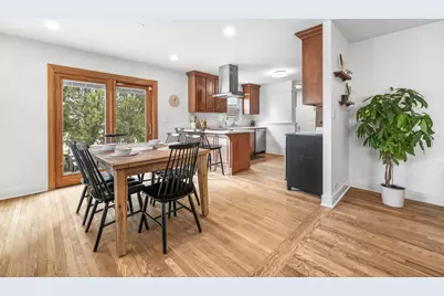 904 W Lynnwood Avenue, Arlington Heights, IL 60004 - Photo 6