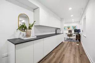 2436 N Surrey Ct, Chicago, IL 60614 - Photo 42