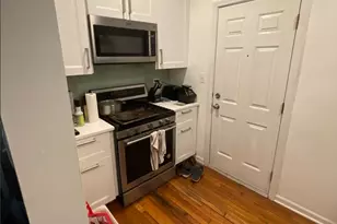 677 5 W Wrightwood Ave, Chicago, IL 60614 - Photo 4