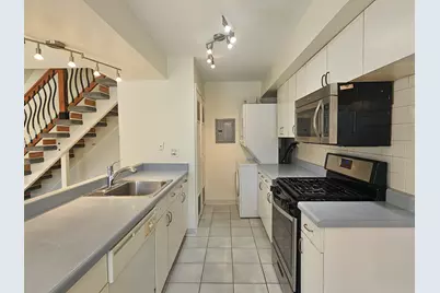 726 E Old Willow Road #104C, Prospect Heights, IL 60070 - Photo 6