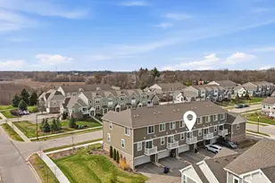 217 Goldenrod Dr, Elgin, IL 60124 - Photo 42