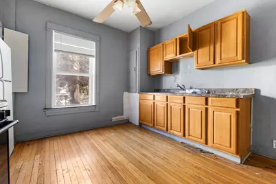 221 Rome Avenue, Rockford, IL 61107 - Photo 10