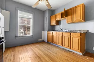 221 Rome Ave, Rockford, IL 61107 - Photo 10