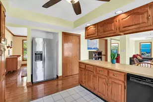 2207 O Donnell Dr, Champaign, IL 61821 - Photo 4