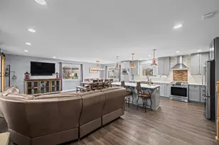 627 Buckthorn Terrace, Buffalo Grove, IL 60089 - Photo 2