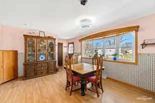 701 E Prairie St, Plano, IL 60545 - Photo 8