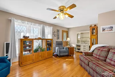 701 E Prairie Street, Plano, IL 60545 - Photo 4