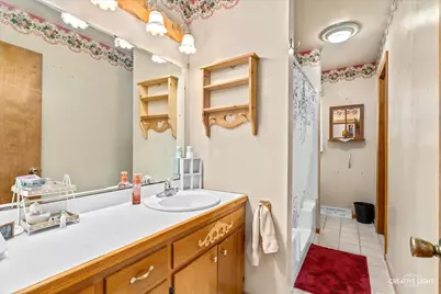 701 E Prairie Street, Plano, IL 60545 - Photo 12