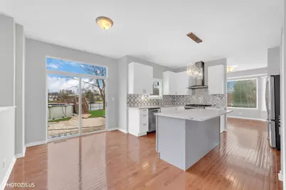 617 Carnation Drive, Oswego, IL 60543 - Photo 6