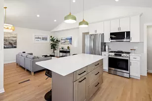 6221 N La Crosse Ave, Chicago, IL 60646 - Photo 6