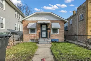 1048 W 104th Pl, Chicago, IL 60643 - Photo 2