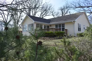 106 Chickasaw Ln, Loda, IL 60948 - Photo 2