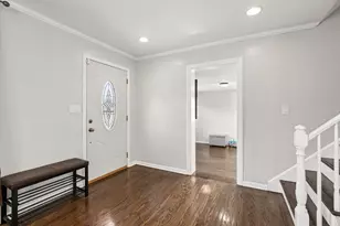 213 S Dryden Pl, Arlington Heights, IL 60004 - Photo 10